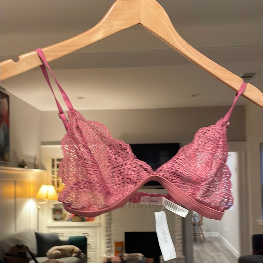 Elegant Pink Lace Bralette
